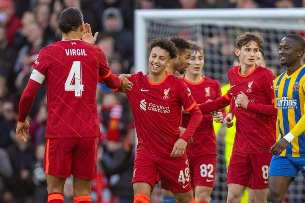 Νιάτα και εμπειρία έφεραν την πρόκριση | Liverpool 4-1 Shrewsbury: Match Review