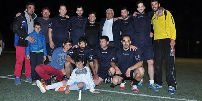 2ο Πρωτάθλημα Ποδοσφαίρου 8x8 Δυτικών Κυκλάδων στα Πολλώνια! (PHOTOS)