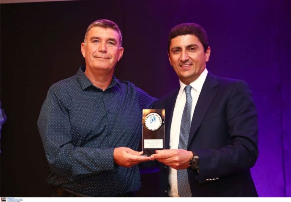 Volleyleague: Ο Εβάντρο του Φοίνικα Σύρου βραβεύτηκε ως ο κορυφαίος ακραίος της περσινής χρονιάς