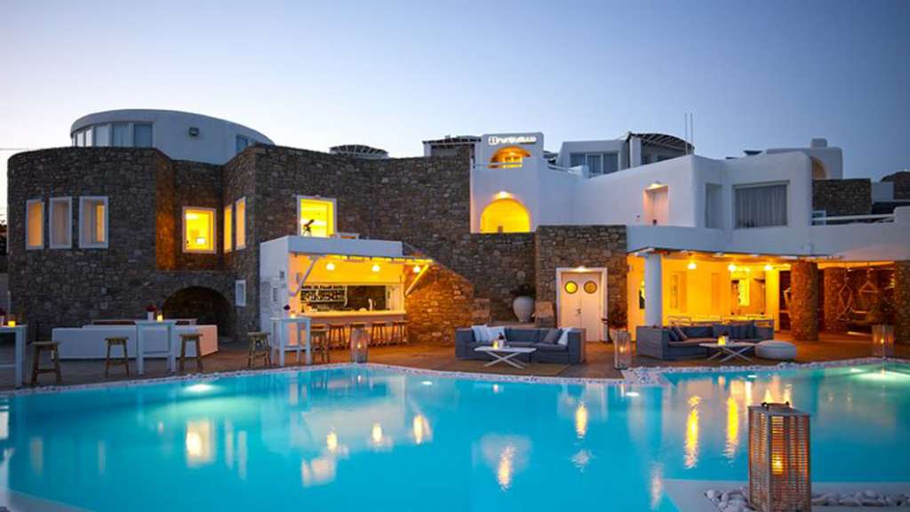 115 νέες άδειες ξενοδοχείων στις Κυκλάδες | Η σχετική λίστα ανά νησί