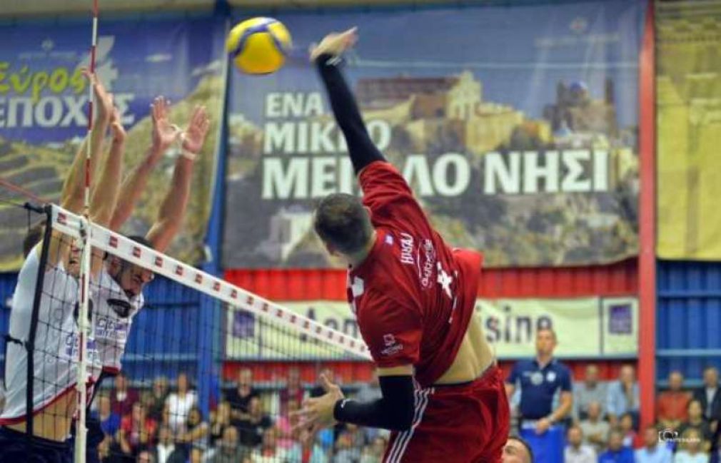 Volleyleague: Ηττήθηκε στο ντέρμπι ο Φοίνικας Σύρου από τον Ολυμπιακό