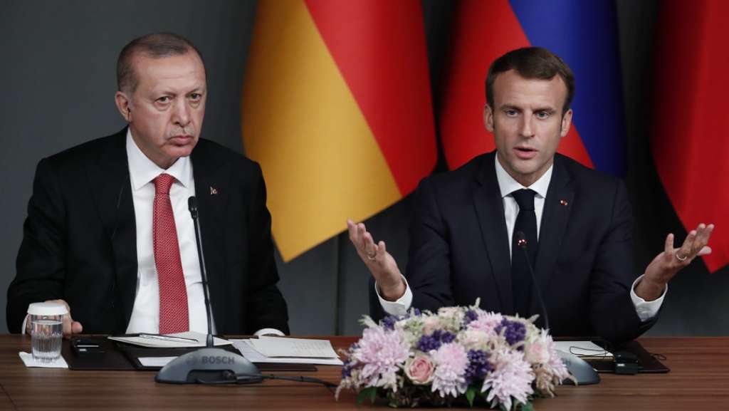 Διάλογο ζητά ο Ερντογάν, πιέζει η Γαλλία