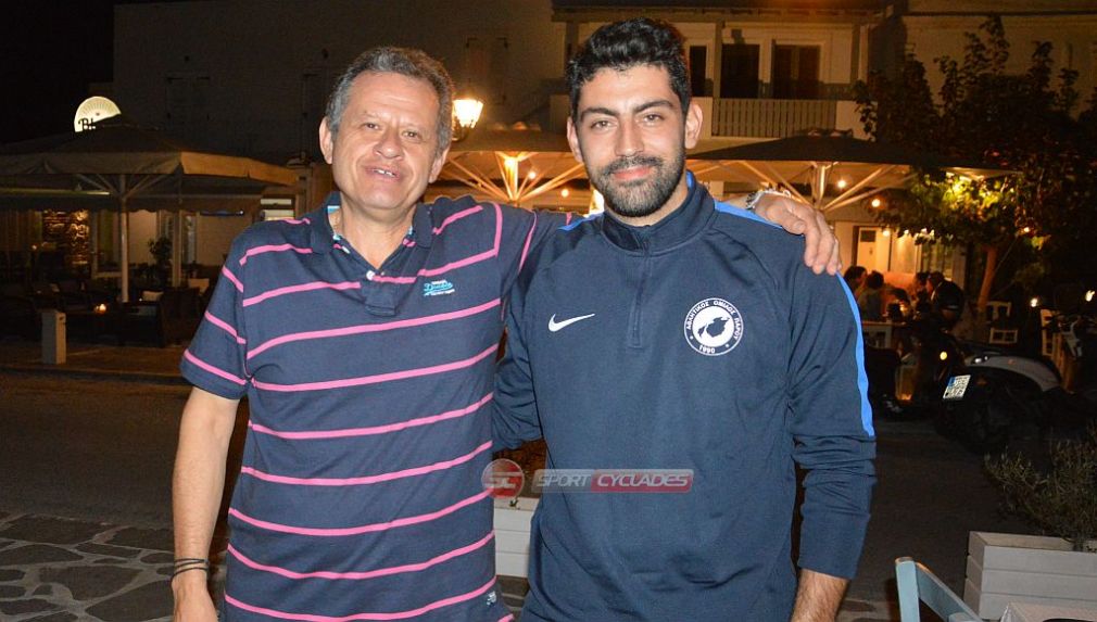 Ο Δημήτρης Νίκας μαζί με τον πρόεδρο του συλλόγου Αντώνη Λάμπρου 